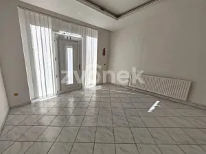 Pronájem kanceláře, Zlín, Sokolská, 78 m2