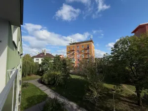 Pronájem bytu 1+1, Chomutov, Dr. Janského, 37 m2