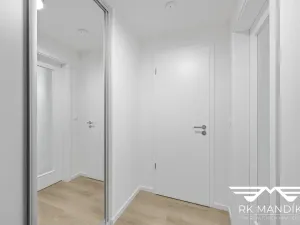 Pronájem bytu 1+kk, Praha - Hlubočepy, Divíškové, 33 m2