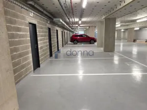 Pronájem bytu 1+kk, Praha, Mladoboleslavská, 28 m2