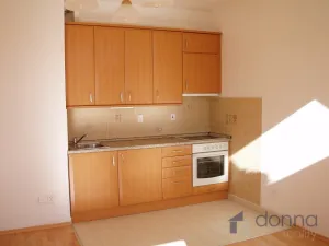 Pronájem bytu 1+kk, Praha, Padovská, 34 m2