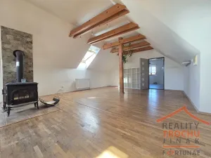 Prodej rodinného domu, Třebechovice pod Orebem - Krňovice, 230 m2