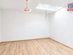 Pronájem bytu 3+1, České Budějovice - České Budějovice 1, Krajinská, 96 m2