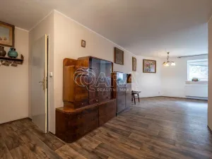 Prodej obchodního prostoru, Kladno - Švermov, Sportovní, 180 m2