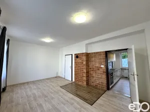 Pronájem rodinného domu, Nová Paka, Šafaříkova, 97 m2