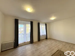 Pronájem rodinného domu, Nová Paka, Šafaříkova, 97 m2