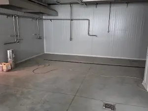 Pronájem výrobních prostor, Náměšť nad Oslavou, Masarykovo nám., 380 m2