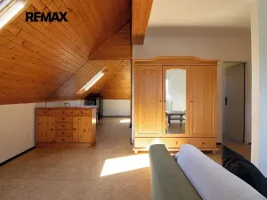 Pronájem bytu 1+kk, Senohraby, U školky, 46 m2