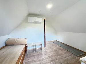 Pronájem chaty, Příbram, 23 m2