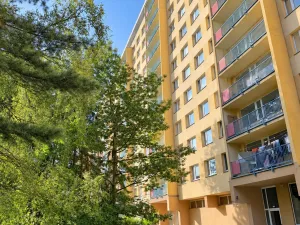 Pronájem bytu 2+1, Praha - Kobylisy, Slancova, 62 m2