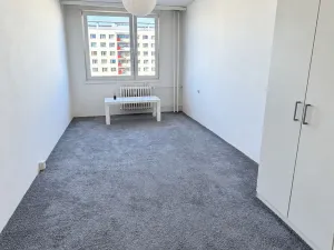 Pronájem bytu 2+1, Praha - Kobylisy, Slancova, 62 m2