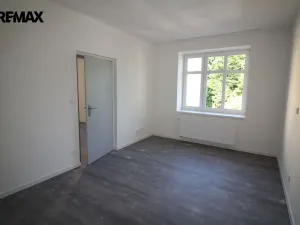 Pronájem bytu 2+kk, Jablonec nad Nisou, Podhorská, 47 m2