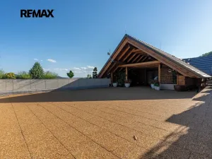 Prodej vily, Králův Dvůr, Pod Lesem, 486 m2