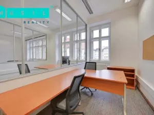 Pronájem obchodního prostoru, Olomouc, Horní náměstí, 300 m2