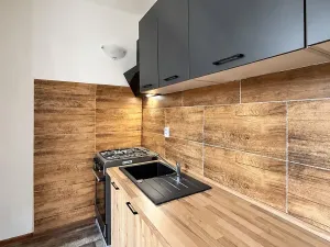 Pronájem bytu 2+1, Chomutov, Mjr. Šulce, 49 m2
