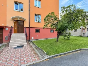 Pronájem bytu 2+1, Chomutov, Mjr. Šulce, 49 m2
