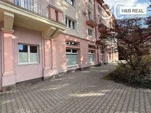 Pronájem obchodního prostoru, Vsetín, 200 m2