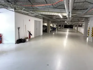 Prodej garážového stání, Brno, třída Generála Píky, 12 m2