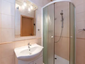 Pronájem bytu 2+kk, Teplice, Libušina, 53 m2