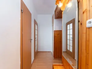 Pronájem bytu 2+kk, Teplice, Libušina, 53 m2