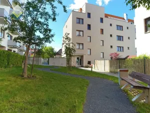 Pronájem bytu 1+kk, Praha - Braník, Na výspě, 31 m2