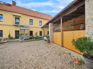 Pronájem bytu 4+kk, Slatina, 88 m2
