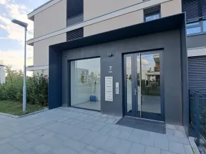 Pronájem bytu 2+kk, Olomouc, Milana Ticháka, 62 m2