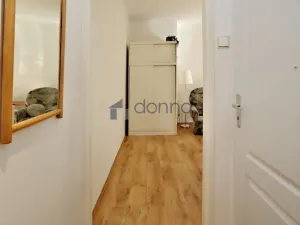 Pronájem bytu 1+kk, Praha, Michelangelova, 21 m2