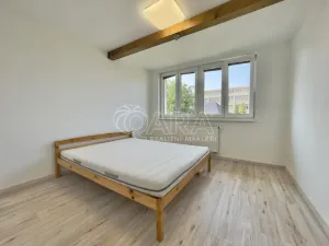 Pronájem bytu 3+kk, Praha - Zbraslav, 84 m2