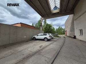 Pronájem výrobních prostor, Roudnice nad Labem, Pracnerova, 2250 m2