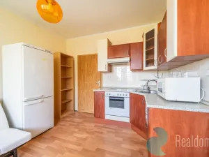 Prodej bytu 2+kk, Odolena Voda, Náměstí Vítězslava Hálka, 39 m2