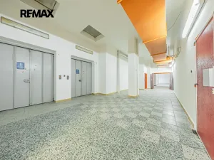 Pronájem obchodního prostoru, Štětí, Obchodní, 460 m2