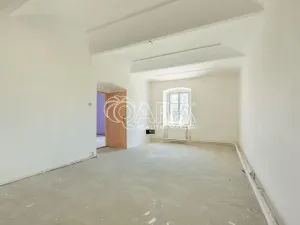 Prodej bytu 4+kk, Mšec, U Lípy, 103 m2
