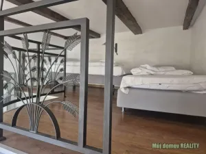 Pronájem bytu 2+kk, Praha - Karlín, Křižíkova, 56 m2