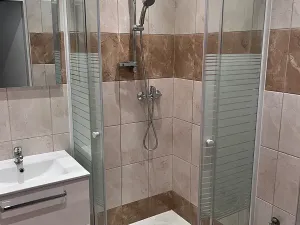 Pronájem bytu 1+kk, Praha - Vršovice, Jakutská, 35 m2