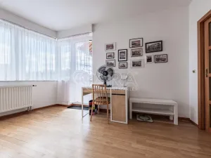 Pronájem bytu 4+1, Praha - Strašnice, Radošovická, 117 m2