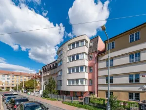 Pronájem bytu 4+1, Praha - Strašnice, Radošovická, 117 m2