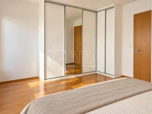 Pronájem bytu 2+kk, Praha - Holešovice, Komunardů, 57 m2