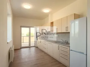 Prodej bytu 2+kk, Hevlín, 338 m2