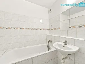 Prodej bytu 2+1, Milovice, Braniborská, 42 m2