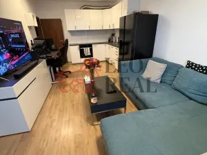 Pronájem bytu 2+kk, Praha - Střížkov, Zakšínská, 47 m2