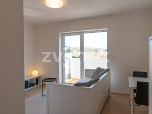 Prodej bytu 1+kk, Zlín, Zálešná II, 31 m2
