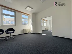 Pronájem kanceláře, Karlovy Vary, T. G. Masaryka, 49 m2