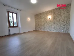 Pronájem bytu 3+1, Snědovice, 104 m2