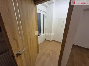 Pronájem bytu 2+kk, Roudnice nad Labem, Špindlerova třída, 39 m2