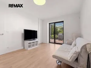 Pronájem rodinného domu, Říčany, Táborská, 199 m2