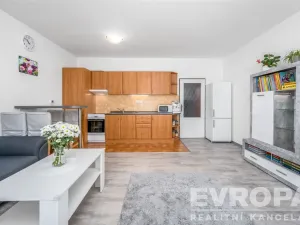 Pronájem bytu 2+kk, Hostivice, Litovická, 53 m2