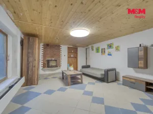 Prodej rodinného domu, Mokrouše, 176 m2