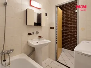 Prodej bytu 1+1, Chrudim - Chrudim IV, Strojařů, 42 m2