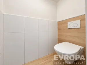 Pronájem bytu 2+kk, Břeclav, Národních hrdinů, 47 m2